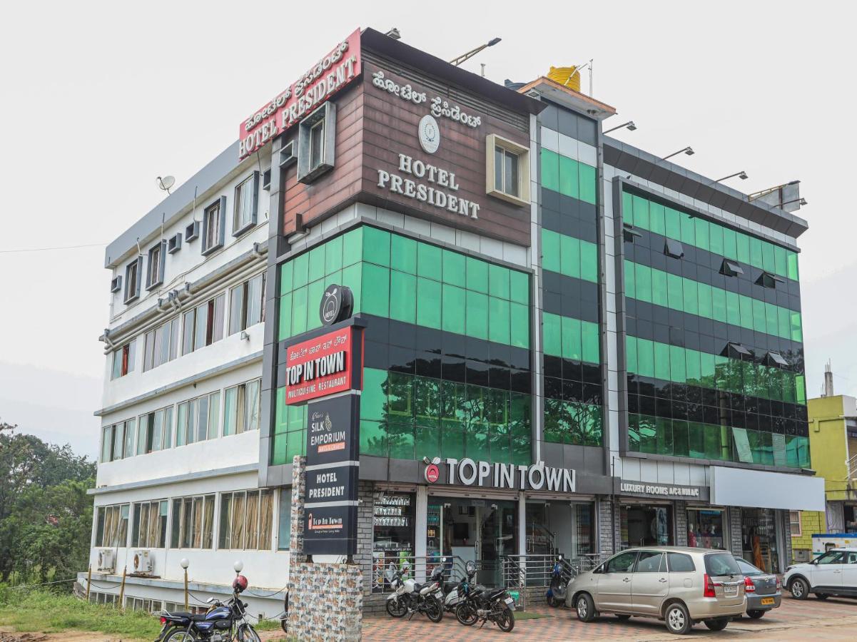 Capital O 84002 Hotel Top In Town President Kushālnagar Eksteriør bilde